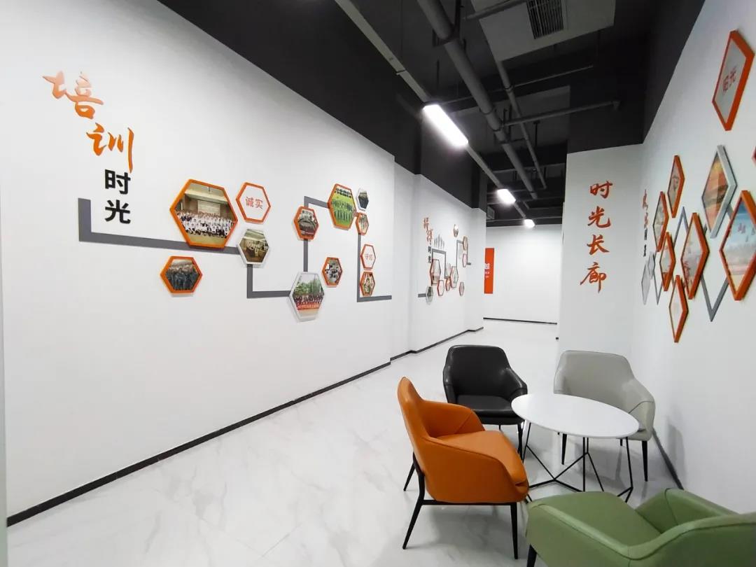 百創(chuàng)精品項目 | 百創(chuàng)集團總承建的鴻榮源物業(yè)培訓(xùn)中心圓滿竣工！